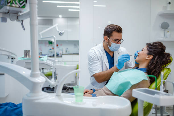 Best Tooth Extraction  in Lakeport, TX
